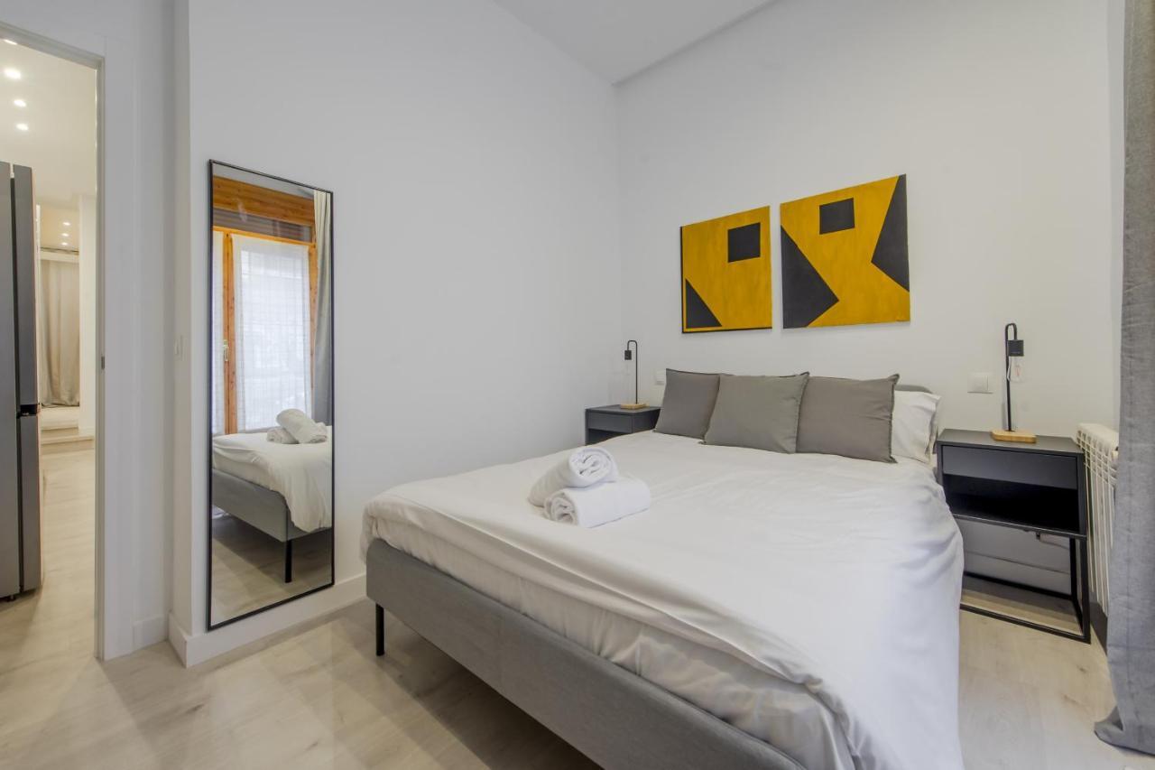 Cool/Soho Style Apt Para 9Pax C/Luciente Madrid Kültér fotó
